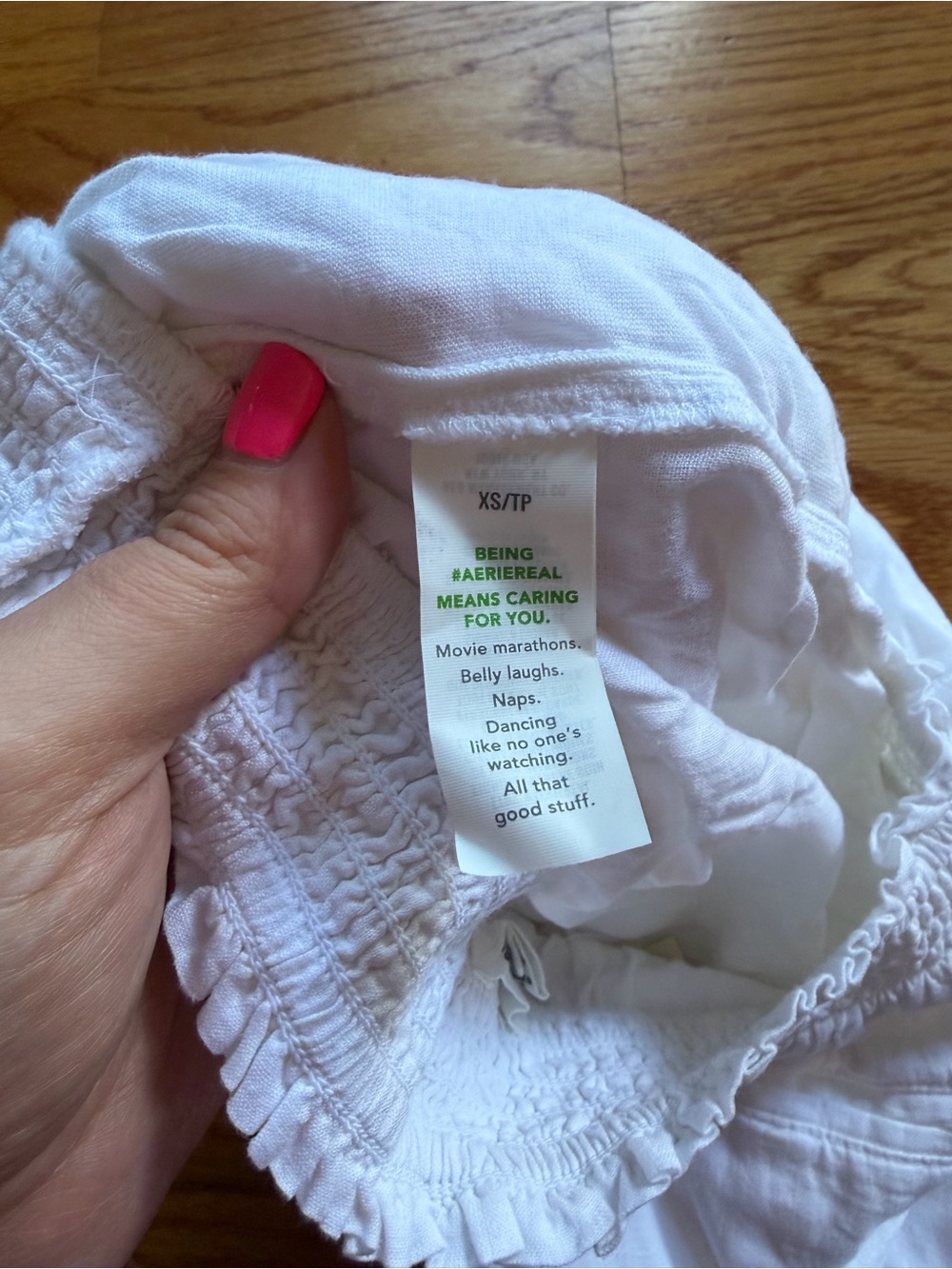 Aerie pull on white shorts size XS - Picture 5 of 6